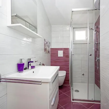 Apartment Ribarevic