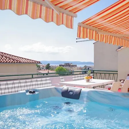 Ribarevic * מאקרסקה