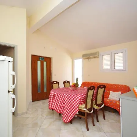 Ribarevic Apartmán *