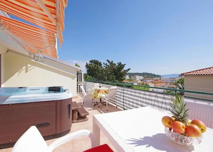 Ribarevic דירה מאקרסקה