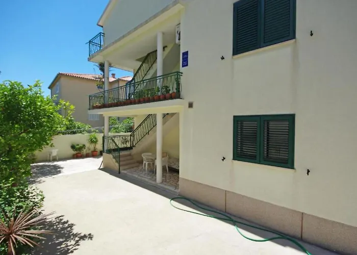 Ribarevic דירה *